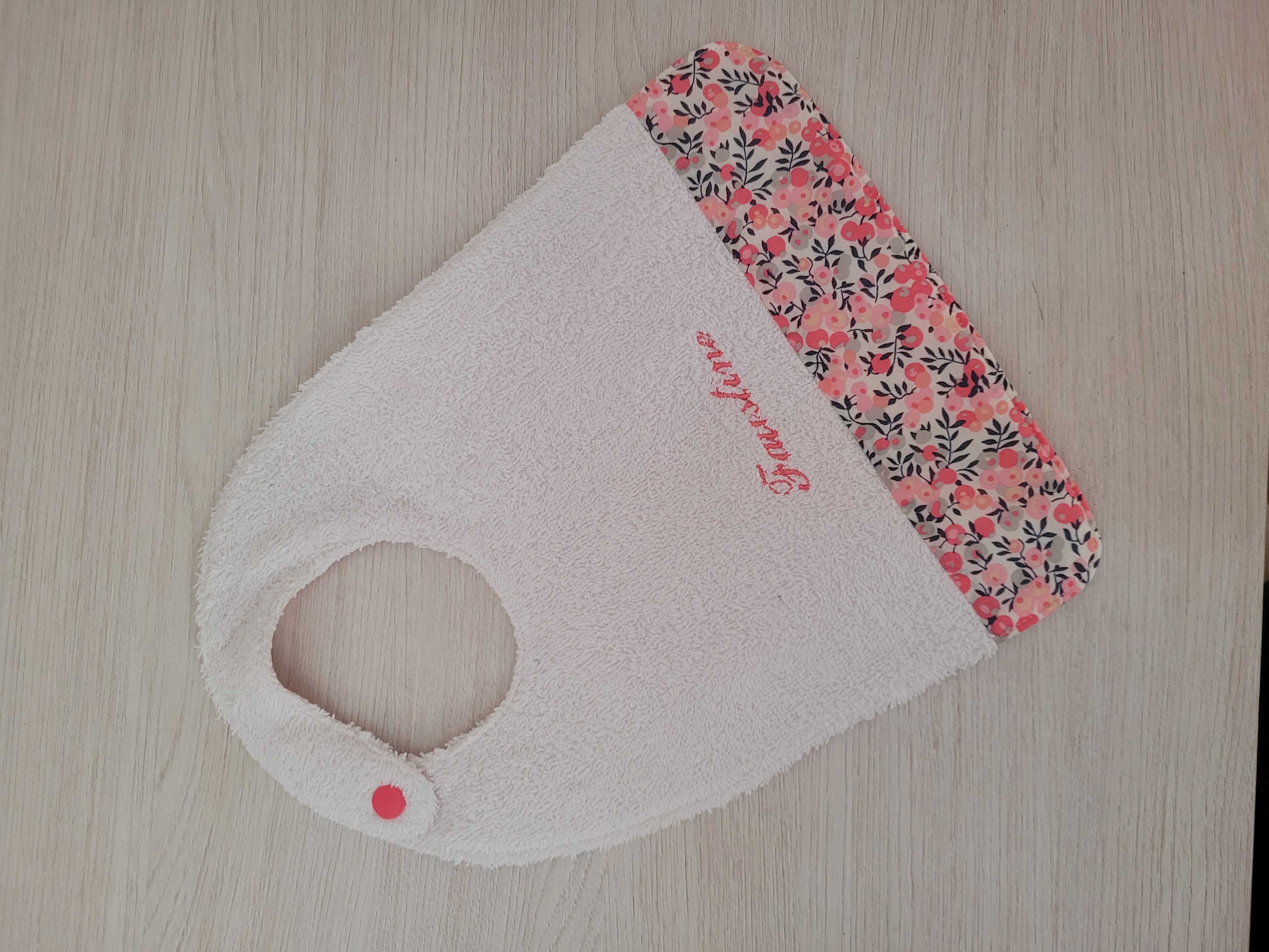 Bavoir  éponge liberty pois de senteur