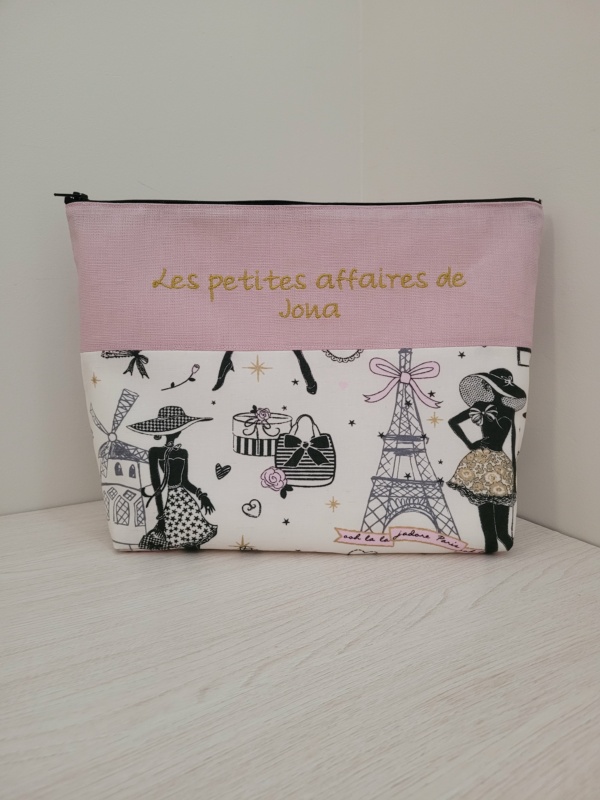 Trousse de toilette Paris